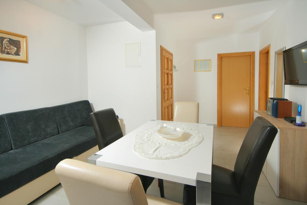 Apartmani Mane Trogir Ngoại thất bức ảnh