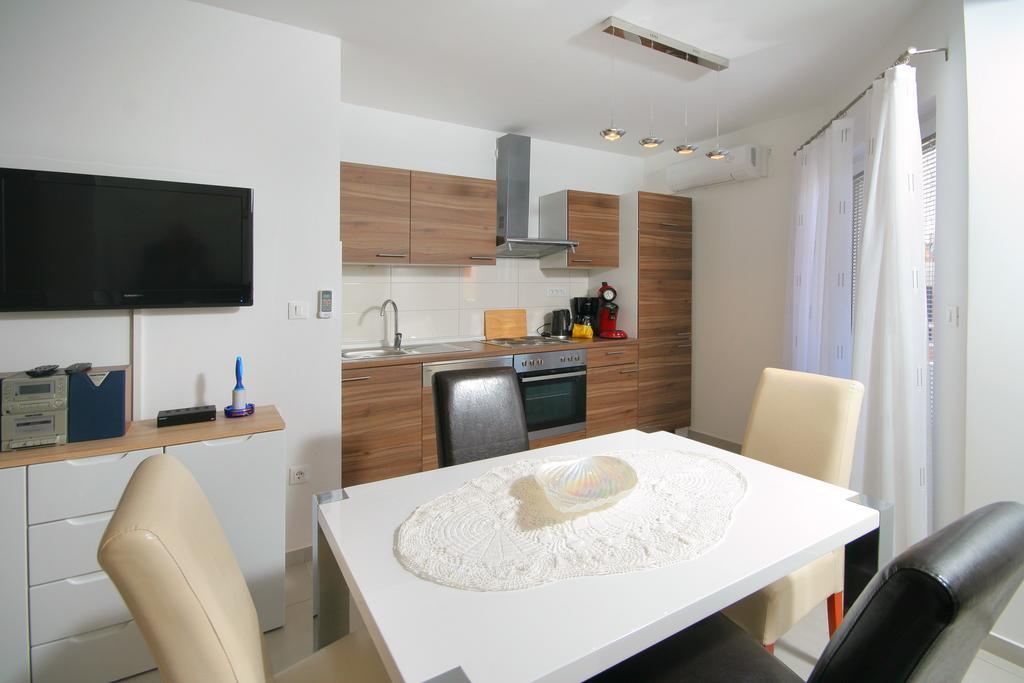 Apartmani Mane Trogir Ngoại thất bức ảnh
