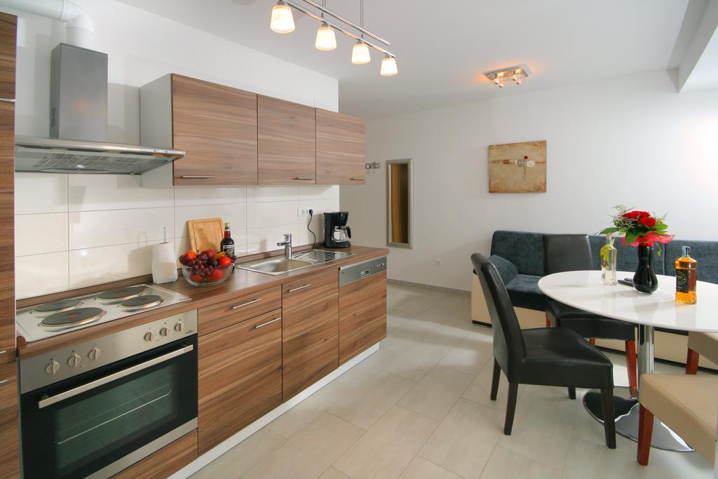 Apartmani Mane Trogir Ngoại thất bức ảnh